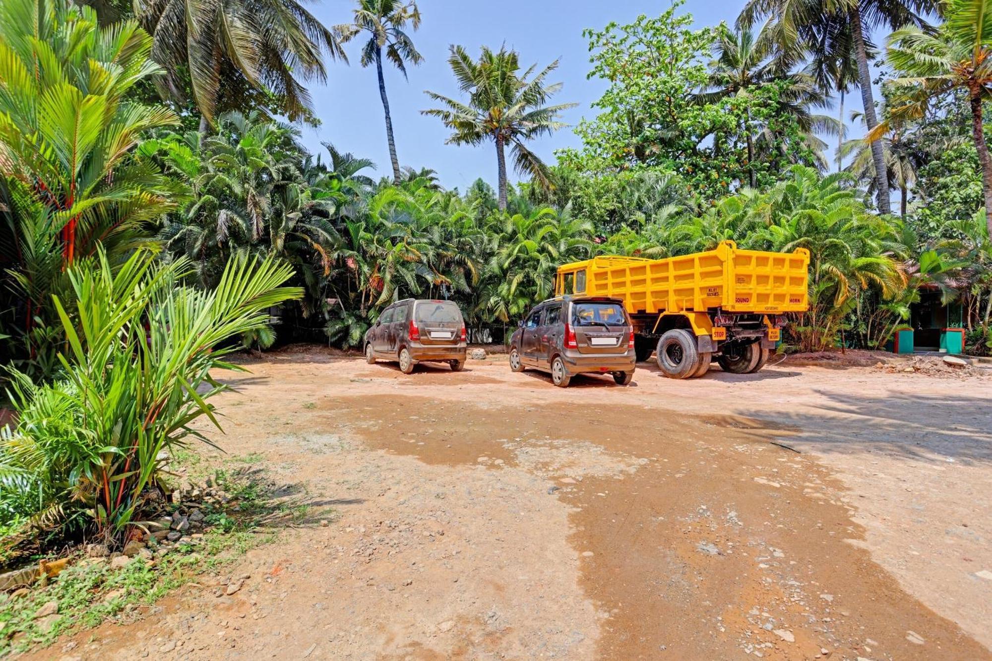Super Collection O Pallava Rajadhani Thiruvananthapuram Esterno foto