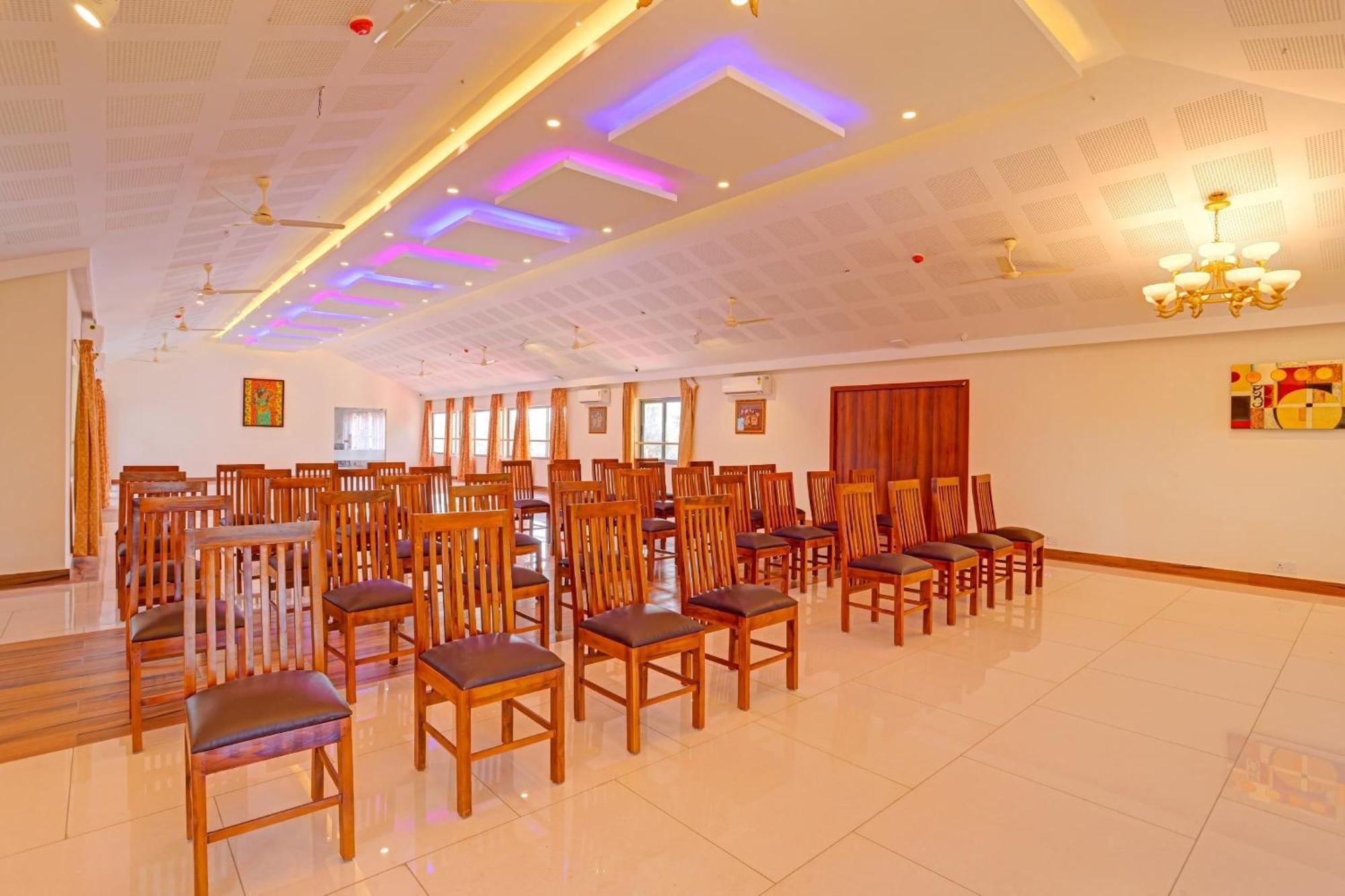 Super Collection O Pallava Rajadhani Thiruvananthapuram Esterno foto